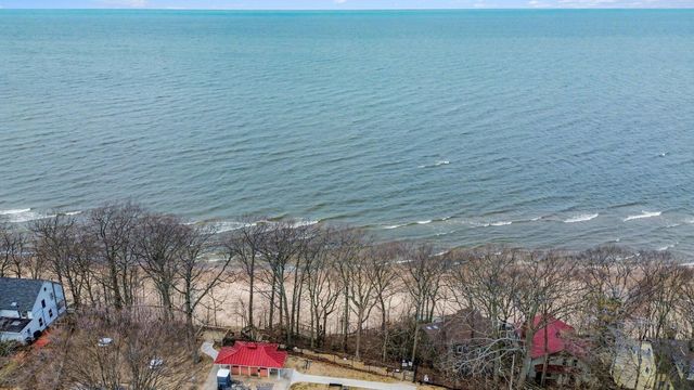 3048 Park Drive, Douglas, MI 49406