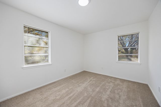 3827 Vineyard Drive, Dallas, TX 75212