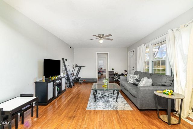 2004 S John Street Street, Goldsboro, NC 27530