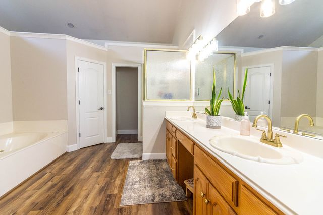 1164 Oak Bend Drive, Post Oak Bend, TX 75142