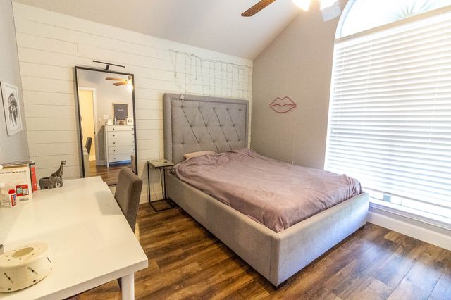 1164 Oak Bend Drive, Post Oak Bend, TX 75142