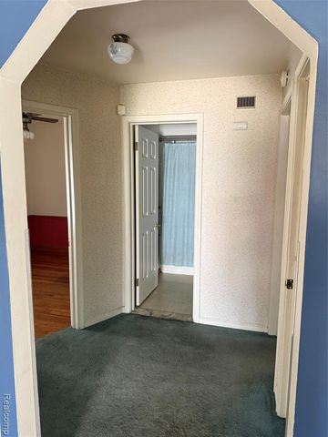 24882 Wilmot Avenue, Eastpointe, MI 48021