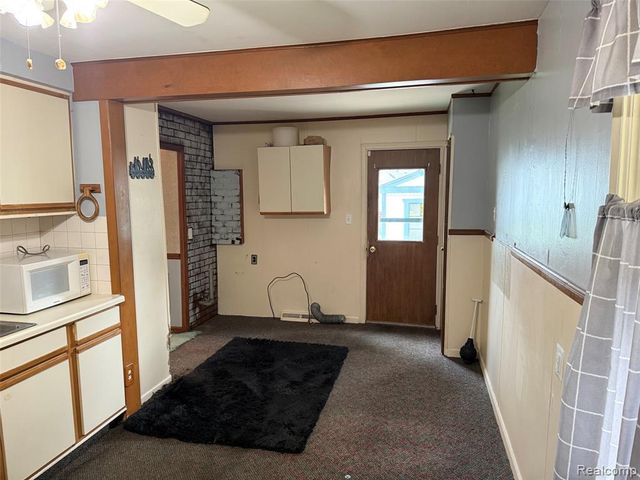 24882 Wilmot Avenue, Eastpointe, MI 48021