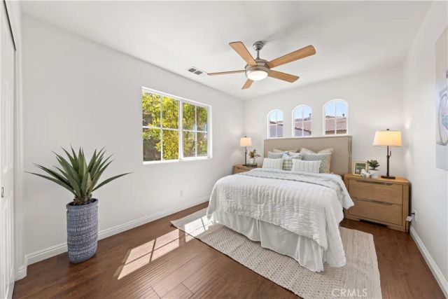 40 Trailing Vine, Irvine, CA 92602