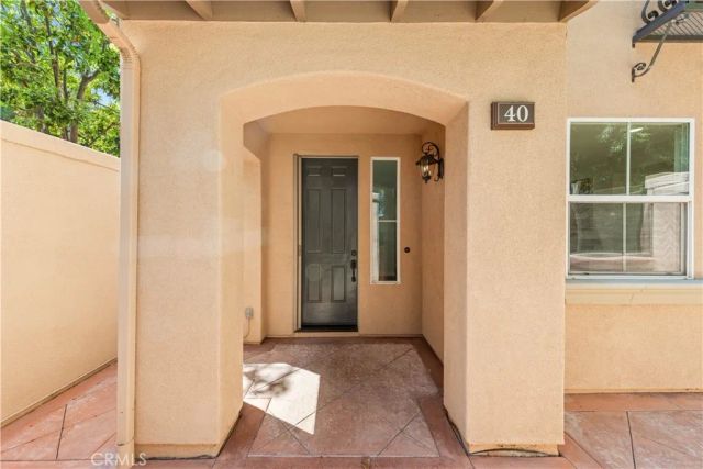 40 Trailing Vine, Irvine, CA 92602