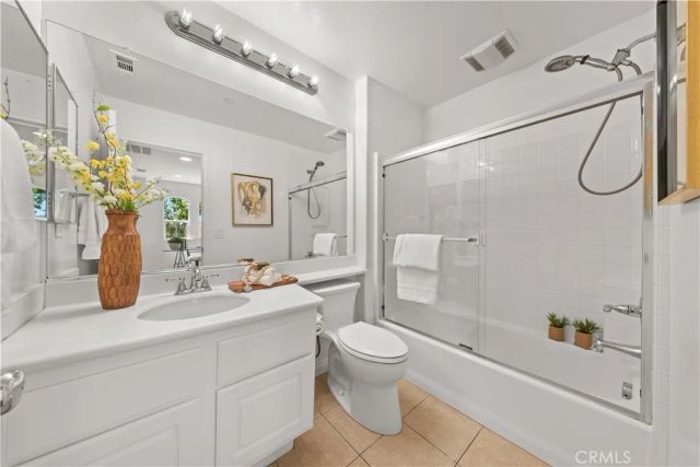 40 Trailing Vine, Irvine, CA 92602