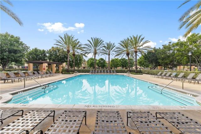 40 Trailing Vine, Irvine, CA 92602