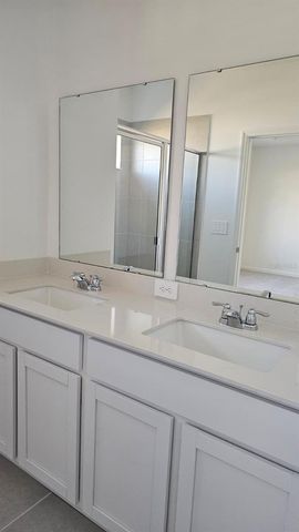 2739 SKYLINE LOOP, Kissimmee, FL 34758