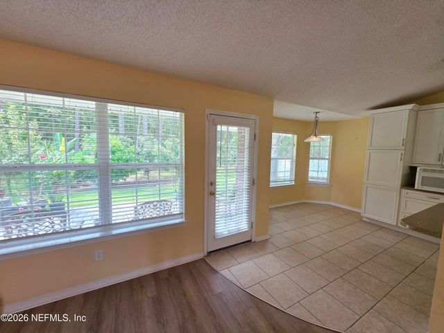 1589 GUARDIAN Court, Jacksonville, FL 32221