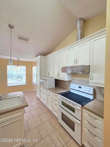 1589 GUARDIAN Court, Jacksonville, FL 32221