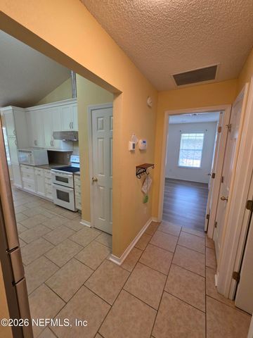 1589 GUARDIAN Court, Jacksonville, FL 32221