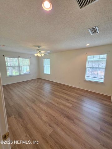 1589 GUARDIAN Court, Jacksonville, FL 32221