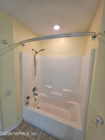 1589 GUARDIAN Court, Jacksonville, FL 32221