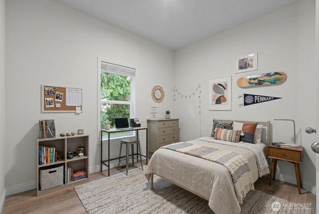 226 E Orange Avenue, Burlington, WA 98233