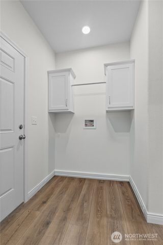 226 E Orange Avenue, Burlington, WA 98233