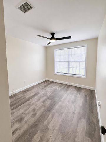 1228 Chippewa Street, Jupiter, FL 33458