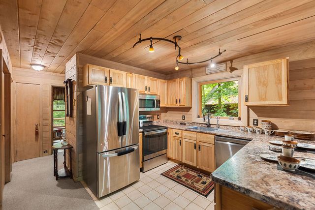 347 Georgetown Colony, Buchanan Twp, MI 49107