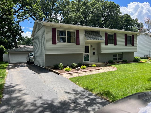 2713 Ravinia Lane, Woodridge, IL 60517