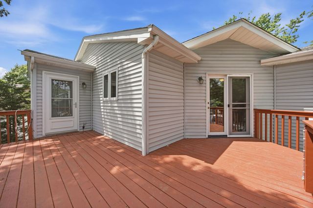 2713 Ravinia Lane, Woodridge, IL 60517
