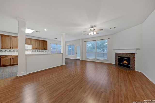 20811 Encino Pebble, San Antonio, TX 78259