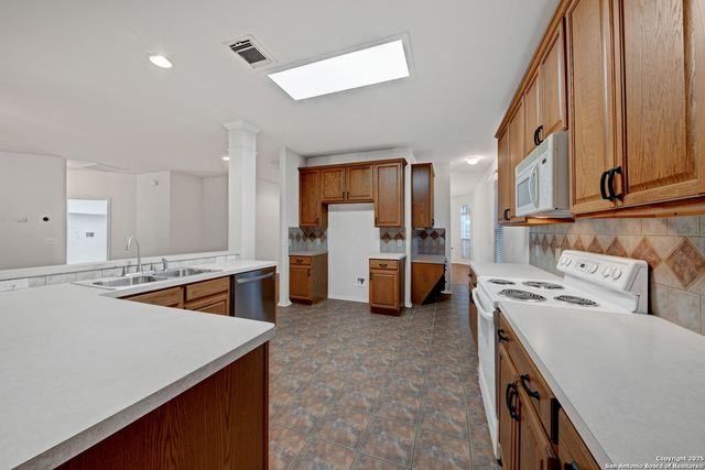 20811 Encino Pebble, San Antonio, TX 78259