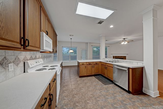 20811 Encino Pebble, San Antonio, TX 78259