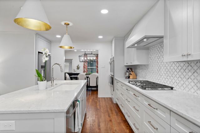 10915 Ridgemeadow Drive, Dallas, TX 75218