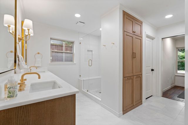10915 Ridgemeadow Drive, Dallas, TX 75218