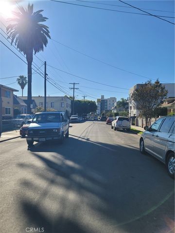 1757 S New England, Los Angeles, CA 90006