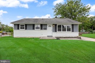 1134 VIVIAN TER, West Deptford, NJ 08096
