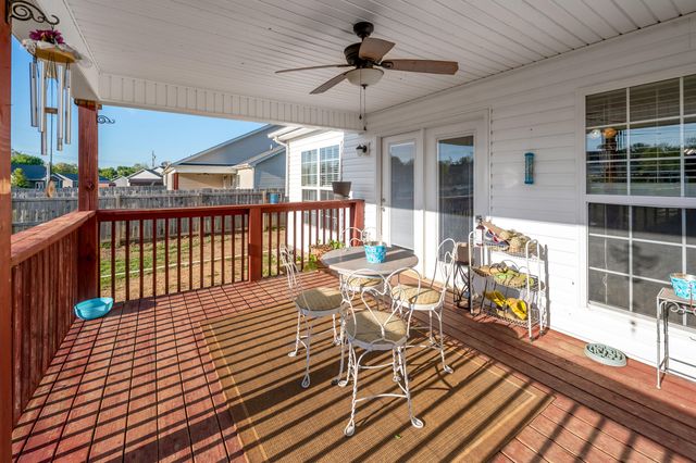 2016 Collins Lane, Lawrenceburg, KY 40342
