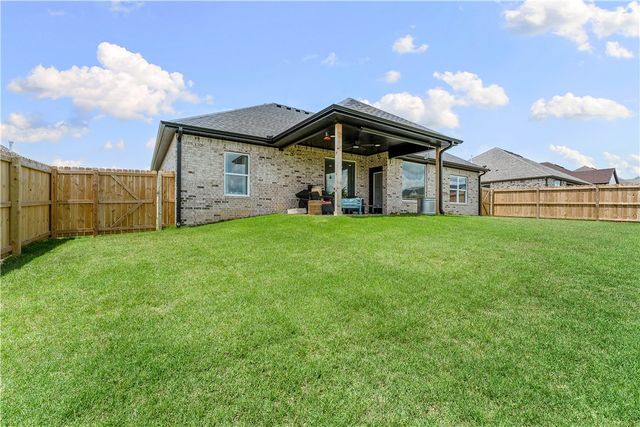 115 S Eagle Mountain Street, Prairie Grove, AR 72753
