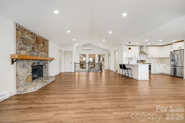 1065 Oak Ridge Lane 713, Mars Hill, NC 28754