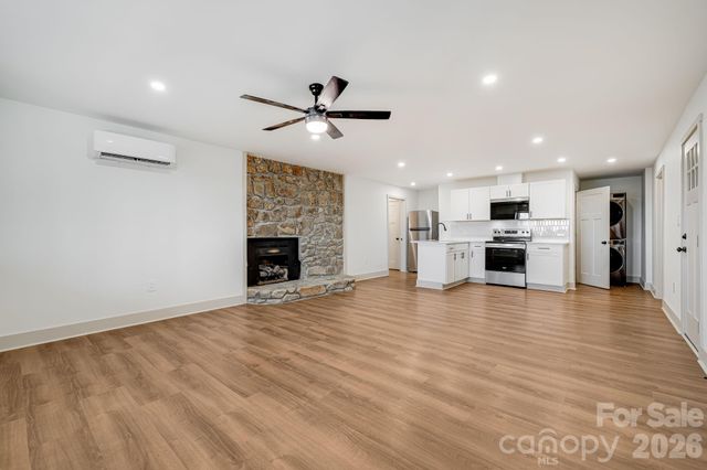 1065 Oak Ridge Lane 713, Mars Hill, NC 28754