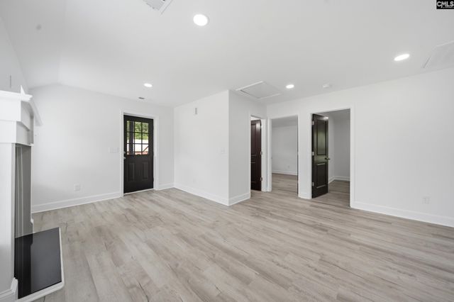 935 Eastman Street, Columbia, SC 29203