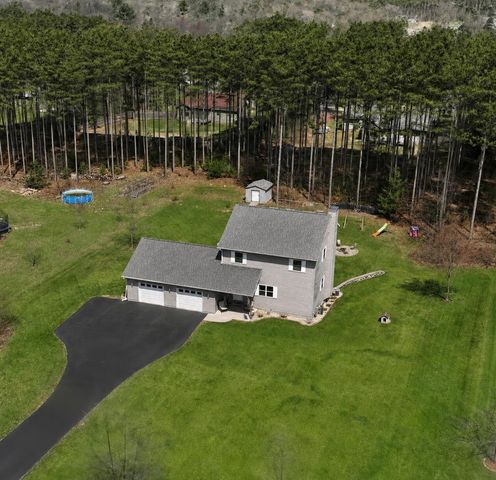 E10282 Greimel Road, Baraboo, WI 53913