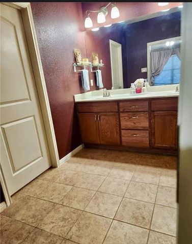 91 Skyview TER, Leander, TX 78641