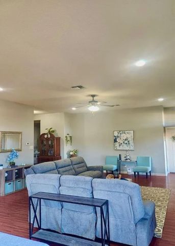 91 Skyview TER, Leander, TX 78641