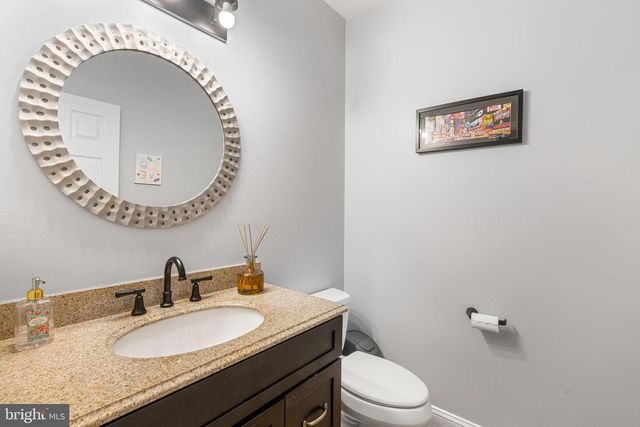 610 VALLEY STREAM CIR, Feasterville Trevose, PA 19053