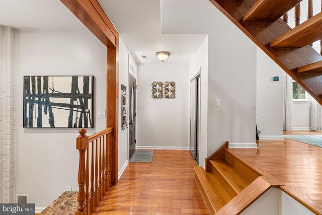 610 VALLEY STREAM CIR, Feasterville Trevose, PA 19053