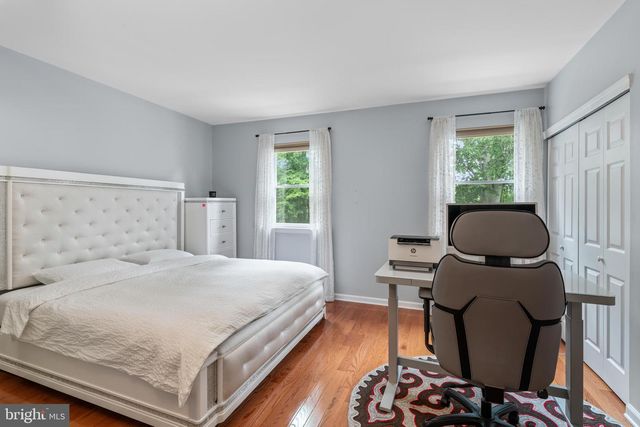 610 VALLEY STREAM CIR, Feasterville Trevose, PA 19053
