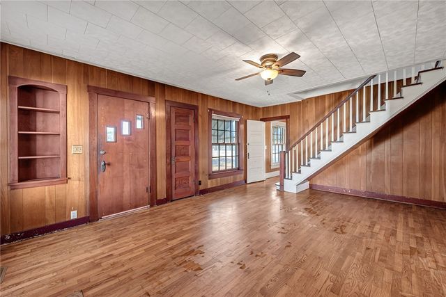 1705 N Garland Avenue, Fayetteville, AR 72703