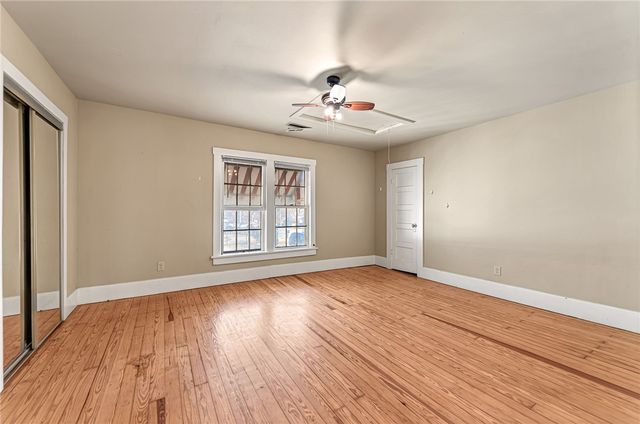 1705 N Garland Avenue, Fayetteville, AR 72703