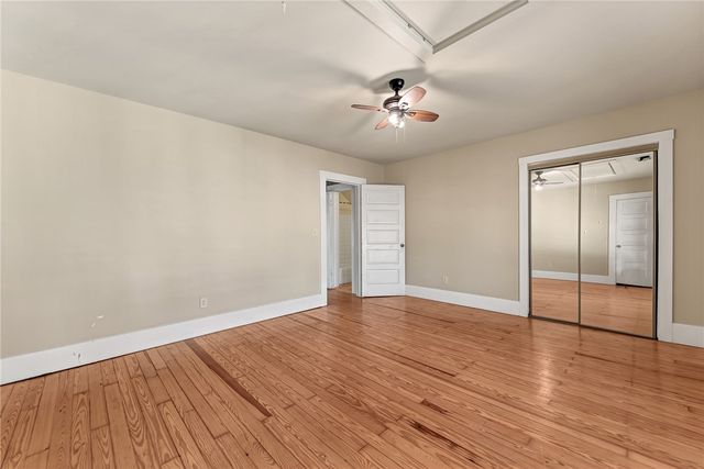 1705 N Garland Avenue, Fayetteville, AR 72703