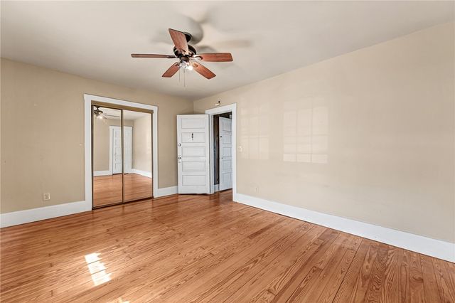 1705 N Garland Avenue, Fayetteville, AR 72703