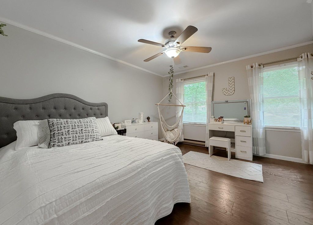 Image 22 of property listing at 3570 PONDS WOOD DR, Chesapeake Beach, MD 20732