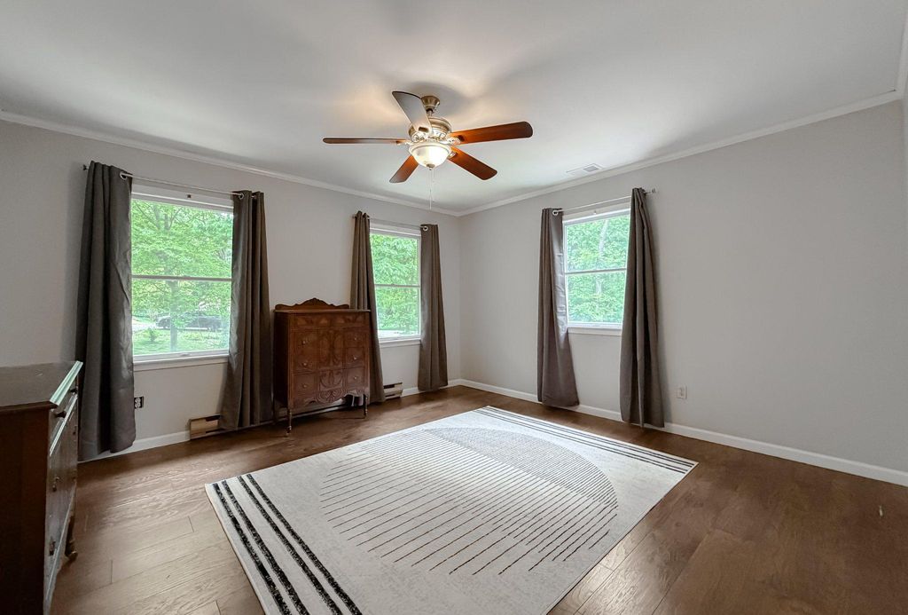 Image 27 of property listing at 3570 PONDS WOOD DR, Chesapeake Beach, MD 20732