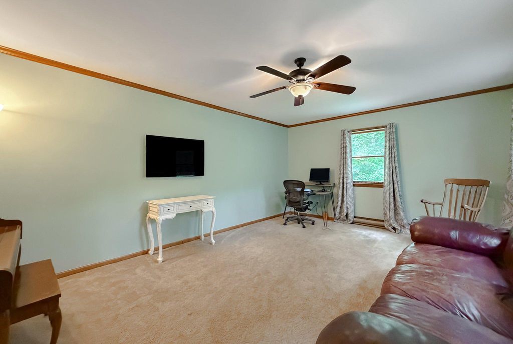 Image 29 of property listing at 3570 PONDS WOOD DR, Chesapeake Beach, MD 20732