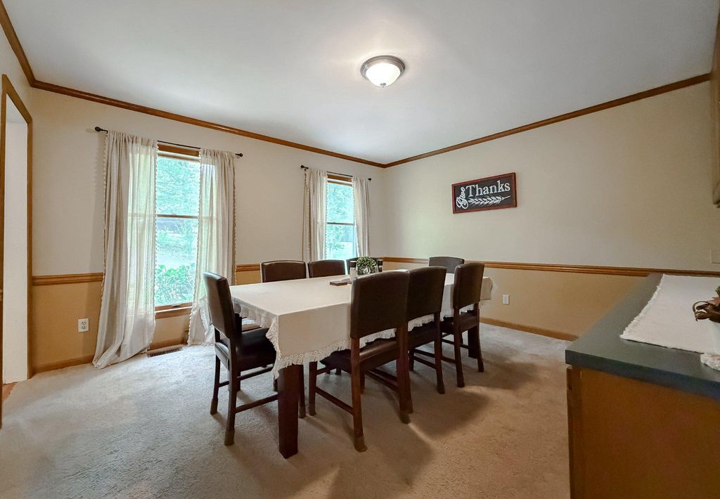 Image 33 of property listing at 3570 PONDS WOOD DR, Chesapeake Beach, MD 20732