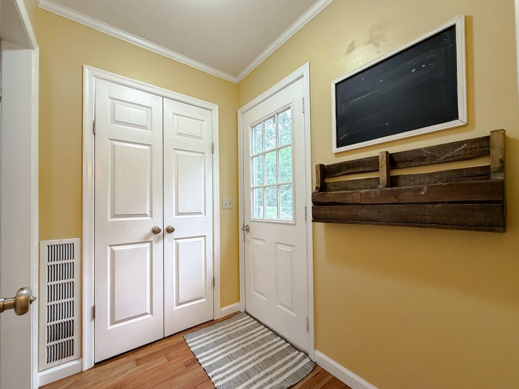 Image 34 of property listing at 3570 PONDS WOOD DR, Chesapeake Beach, MD 20732